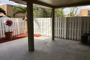 6575 W 24th Ct, Hialeah, FL 33016 - Photo 27