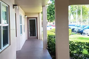 1100 SW 130th Ave, Pembroke Pines, FL 33027 - Photo 23