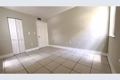 686 NW 114th Ave #101, Sweetwater, FL 33172 - Photo 7
