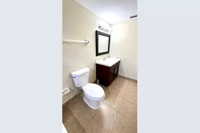 686 NW 114th Ave #101, Sweetwater, FL 33172 - Photo 5