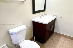 686 NW 114th Ave, Sweetwater, FL 33172 - Photo 5