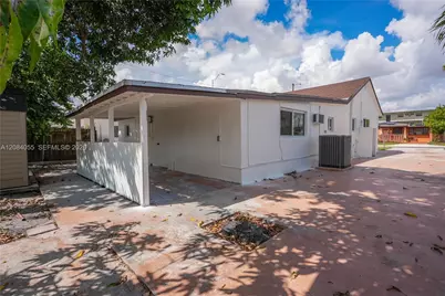 4795 E 8th Ct, Hialeah, FL 33013 - Photo 5