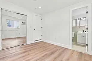 4795 E 8th Ct, Hialeah, FL 33013 - Photo 21