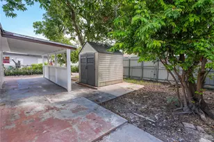 4795 E 8th Ct, Hialeah, FL 33013 - Photo 5