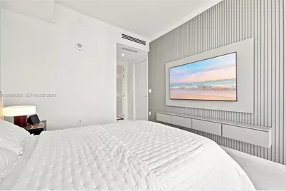 300 Biscayne Blvd Way #3908, Miami, FL 33131 - Photo 17