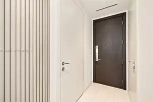 300 Biscayne Blvd Way, Miami, FL 33131 - Photo 5
