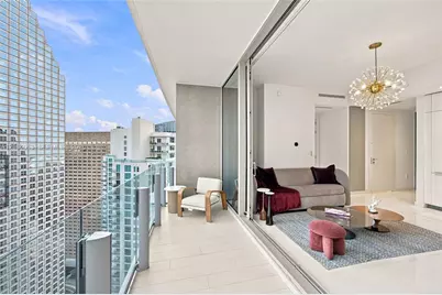 300 Biscayne Blvd Way #3908, Miami, FL 33131 - Photo 7