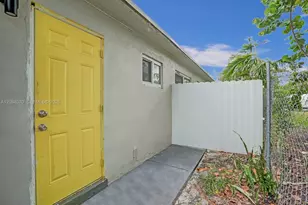 1210 NW 2nd St, Fort Lauderdale, FL 33311 - Photo 11