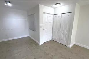 2841 N Oakland Forest Dr, Oakland Park, FL 33309 - Photo 3