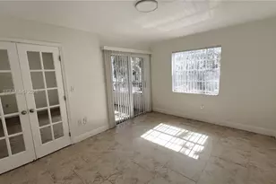 2841 N Oakland Forest Dr, Oakland Park, FL 33309 - Photo 17