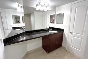 2841 N Oakland Forest Dr, Oakland Park, FL 33309 - Photo 21