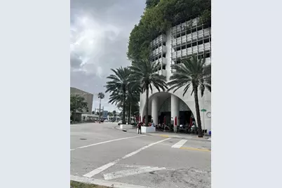 1750 N Bayshore Dr #3402, Miami, FL 33132 - Photo 3