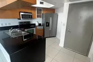 1750 N Bayshore Dr, Miami, FL 33132 - Photo 5