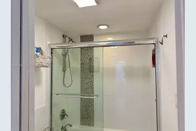 100 Bayview Dr #1405, Sunny Isles Beach, FL 33160 - Photo 29