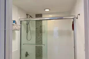 100 Bayview Dr, Sunny Isles Beach, FL 33160 - Photo 29