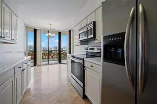 3640 Yacht Club, Aventura, FL 33180 - Photo 11