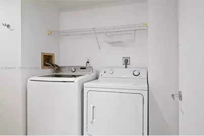 3640 Yacht Club #1807, Aventura, FL 33180 - Photo 21