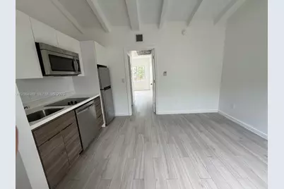 1450 Meridian Ave #202, Miami Beach, FL 33139 - Photo 5