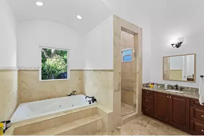 8095 SW 187th St, Cutler Bay, FL 33157 - Photo 43