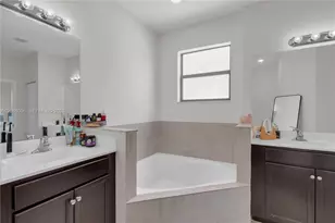 133 NE 25th Terrace, Homestead, FL 33033 - Photo 17