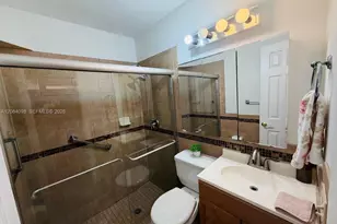 332 Briarwood Cir, Hollywood, FL 33024 - Photo 19