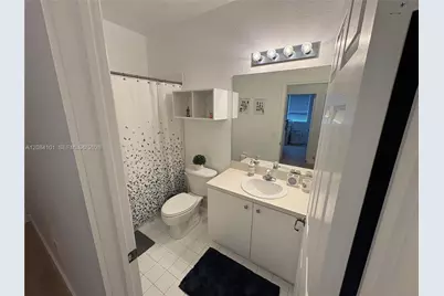 8108 NW 108th Ct, Doral, FL 33178 - Photo 41