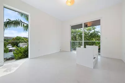 1622 SW 30th Ave, Miami, FL 33145 - Photo 21