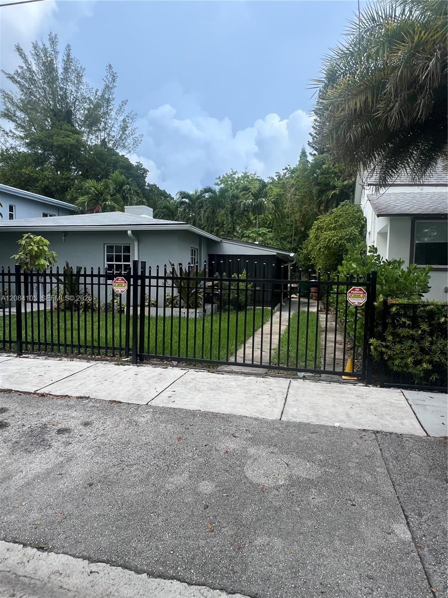 445-47 NE 69th St #447 - 445-47 NE 69th St #447, Miami, FL 33138 Luxury Property | Jose Angel Pina