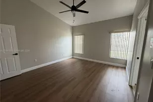 15457 SW 150th St, Miami, FL 33196 - Photo 19