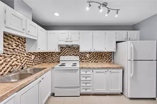 4132 NW 88th Ave, Coral Springs, FL 33065 - Photo 5