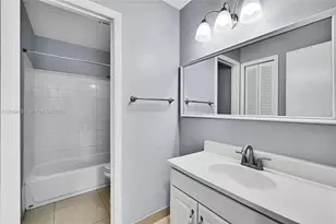 4132 NW 88th Ave, Coral Springs, FL 33065 - Photo 11