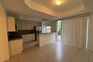 1037 SW 143rd Ave, Pembroke Pines, FL 33027 - Photo 3