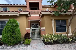 1037 SW 143rd Ave, Pembroke Pines, FL 33027 - Photo 1