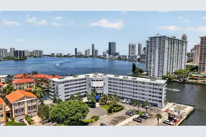 4000 NE 170th St #606, North Miami Beach, FL 33160 - Photo 1