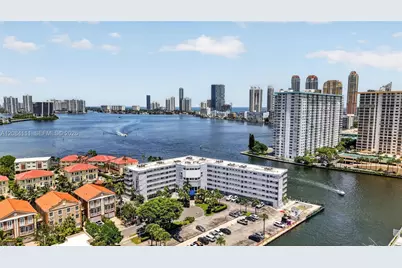 4000 NE 170th St #606, North Miami Beach, FL 33160 - Photo 33