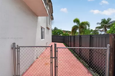 14631 SW 176th Ter, Miami, FL 33177 - Photo 9