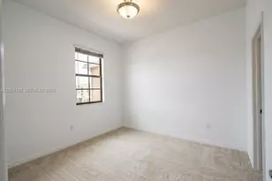 878 NE 191st St, Miami, FL 33179 - Photo 11