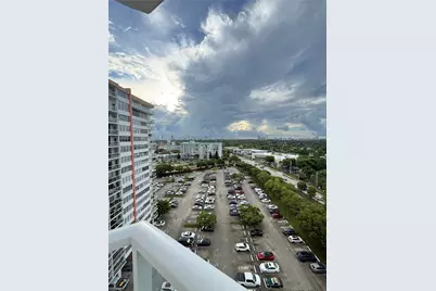 1351 NE Miami Gardens Dr #1425E, Miami, FL 33179 - Photo 23