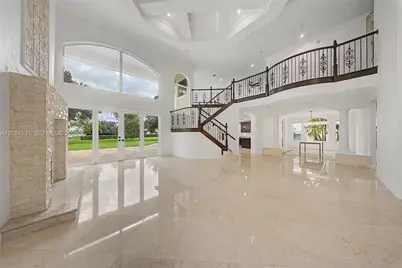 11406 Canyon Maple Blvd, Davie, FL 33330 - Photo 7
