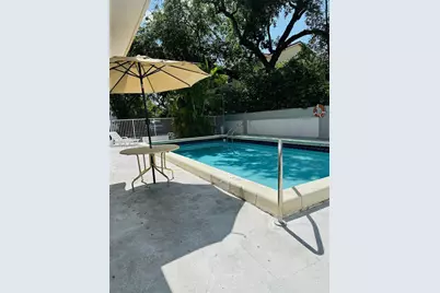 8950 NE 8th Ave #203, Miami, FL 33138 - Photo 11