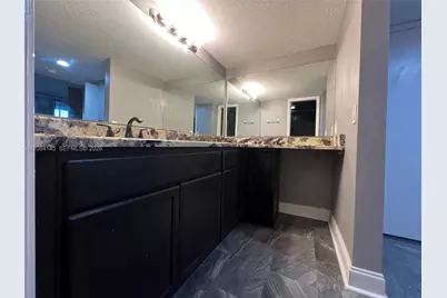 4113 Fairview Vista Pt #107, Orlando, FL 32804 - Photo 15