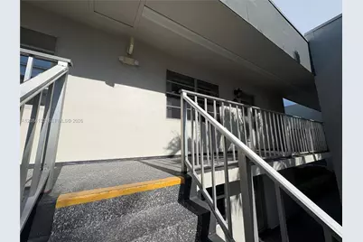 368 Burgundy H #368, Delray Beach, FL 33484 - Photo 7