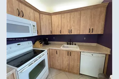 368 Burgundy H #368, Delray Beach, FL 33484 - Photo 11