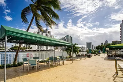 800 Parkview Dr #901, Hallandale Beach, FL 33009 - Photo 47