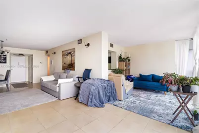 800 Parkview Dr #901, Hallandale Beach, FL 33009 - Photo 3