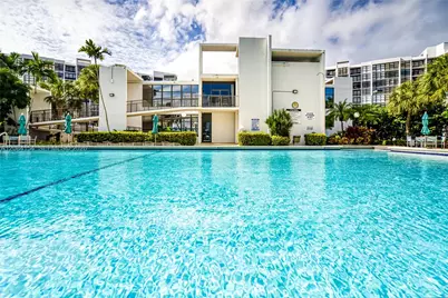 800 Parkview Dr #901, Hallandale Beach, FL 33009 - Photo 43
