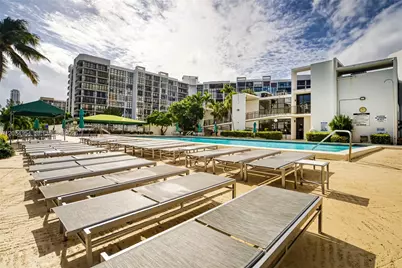 800 Parkview Dr #901, Hallandale Beach, FL 33009 - Photo 45