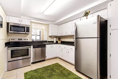 800 Parkview Dr #901, Hallandale Beach, FL 33009 - Photo 5