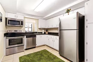 800 Parkview Dr, Hallandale Beach, FL 33009 - Photo 5