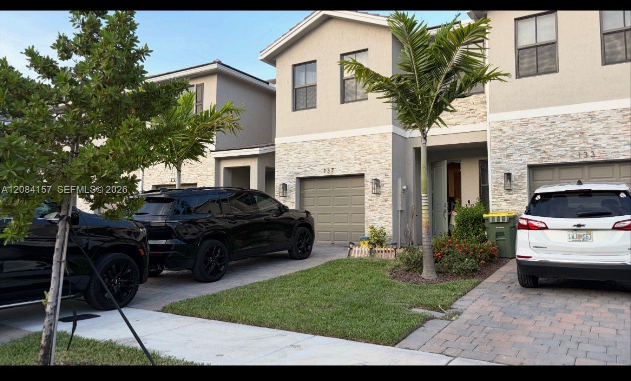 137 NE 14th Ave - 137 NE 14th Ave, Homestead, FL 33033 Luxury Property | Jose Angel Pina